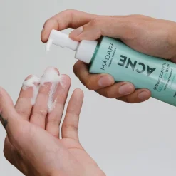 Acne Sebum Control Clear Skin Wash 140ml