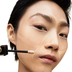 All Hours Precise Angles Concealer LW1 15ml