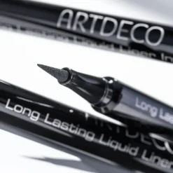 Artdeo Long Lasting Intense #01 Black Line 1,5ml