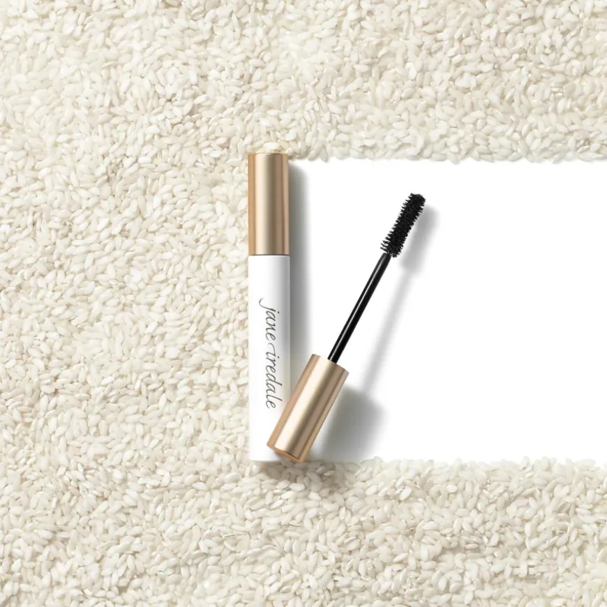 Beyond Lash Volumizing Mascara 8g