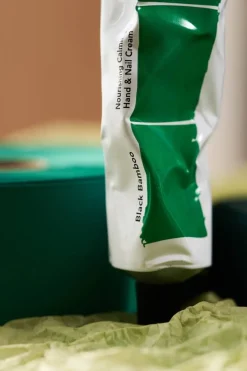 Black Bamboo Nourishing Calming Hand & Nail Cream 50ml