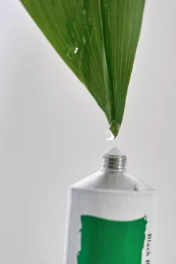 Black Bamboo Nourishing Calming Hand & Nail Cream 50ml