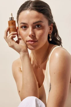 Bronze Glow Serum Hyaluronic Acid 30ml