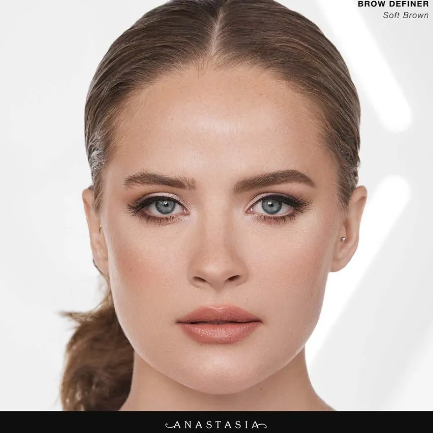 Brow Definer Ash Brown 0,2g