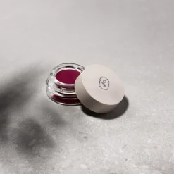 by Anniken E. Jørgensen Bloomy Burgundy 3,5g