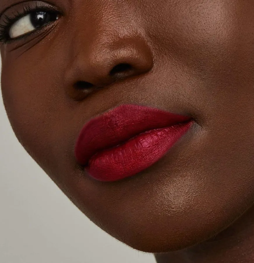 Colorluxe Hydrating Cream Lipstick Candy Apple 2g