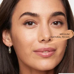 Complexion Rescue Brightening Concealer SPF25 Medium Natural Pecan 10ml