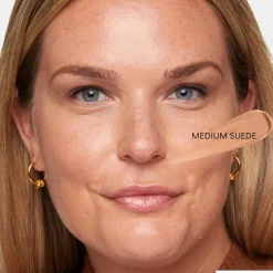 Complexion Rescue Brightening Concealer SPF25 Medium Suede 10ml