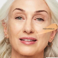 Complexion Rescue Brightening Concealer SPF25 Fair Vanilla 10ml