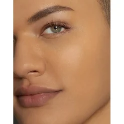 Conceal + Perfect 2-In-1 Foundation + Concealer 06 Sand Beige 30ml