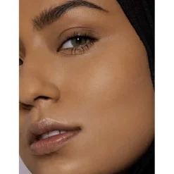 Conceal + Perfect 2-In-1 Foundation + Concealer Tan 30ml