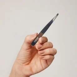 Cult Classic Precision Tweezer