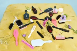 D91 Backcombing Brush Black