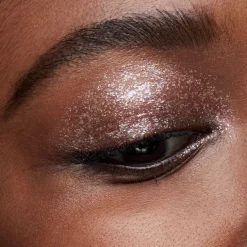 Dazzleshadow Liquid Not Afraid To Sparkle 4,6g