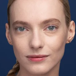 Double Wear Stay-In-Place Foundation SPF10 1C0 Shell 30ml