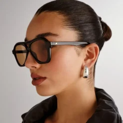 Drizzle Black With Light Brown Mono Lens