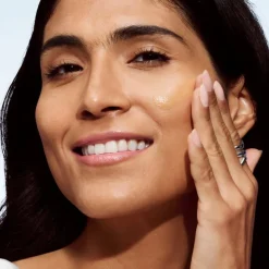 Even Better Vitamin Makeup SPF50 Light Medium Cool 4 30ml