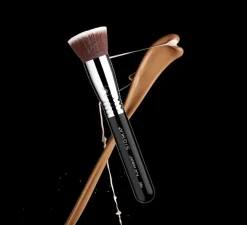 F80 Flat Kabuki™ Brush Chrome