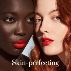 Flawless Finish Skincaring Foundation 200N 30ml