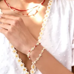 Flower Bead Bracelet