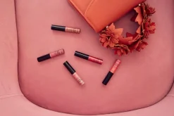 Glossy Balm Hydrating Stylo 43 Lovely Lavender 1,6g