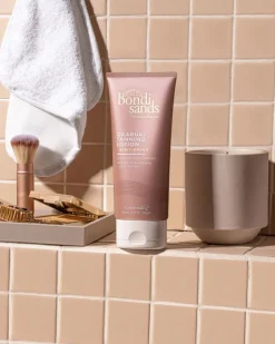 Gradual Tanning Lotion Tinted Skin Perfector 150ml