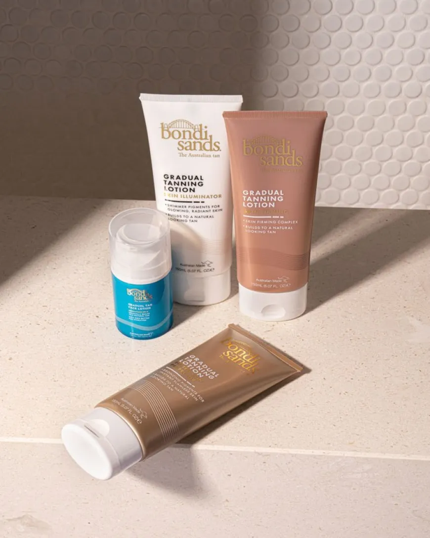 Gradual Tanning Lotion Tinted Skin Perfector 150ml