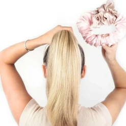 Heatless Curling Scrunchie