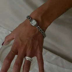 Heritage Oval Watch Silver