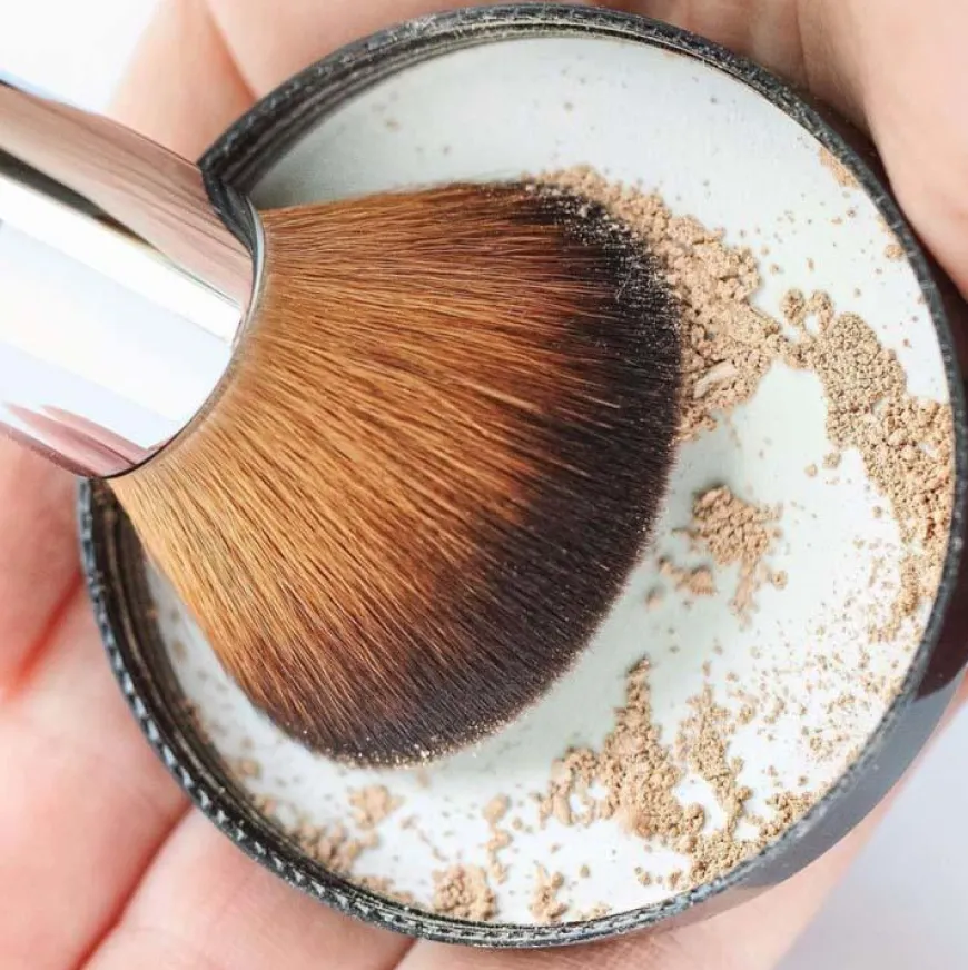 Kabuki Brush