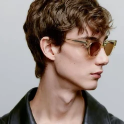 Kaws Ecru Transparent