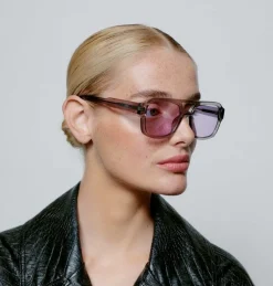 Kaya Grey Transparent