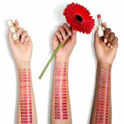 Kiss Kiss Shine Bloom 729 Daisy Red 3,2g