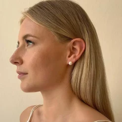 Laney Pearl Earring White 8mm