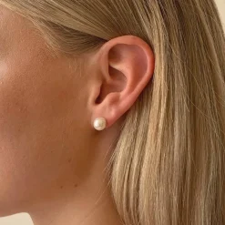 Laney Pearl Earring White 8mm