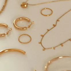 Lia Tiny Oval Necklace Stainless Steel 1pcs