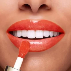 Lip Comfort Oil #05 Apricot 7ml