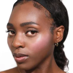 Love Steady Liquid Blush 001 Forever Mine 4,8g