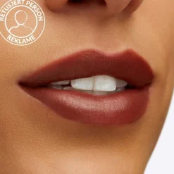 Lustreglass Lipstick 06 I Deserve This 3g