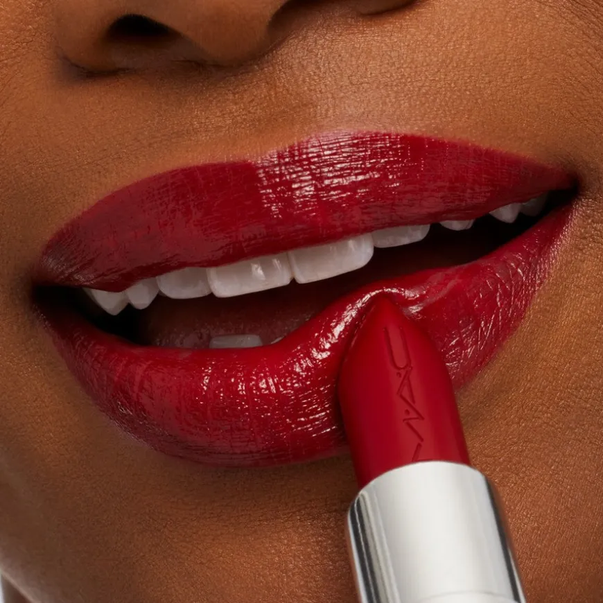 Macximal Sleek Satin Lipstick Centre Of Attention 3g