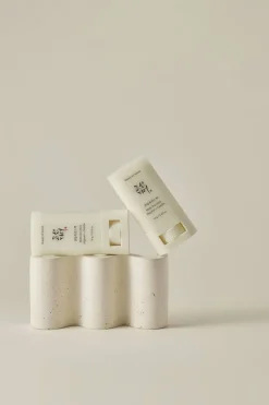 Matte Sun Stick Mugwort + Camelia SPF 50+ PA++++ 18g