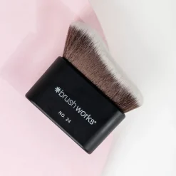 No. 24 Blending Face & Body Brush