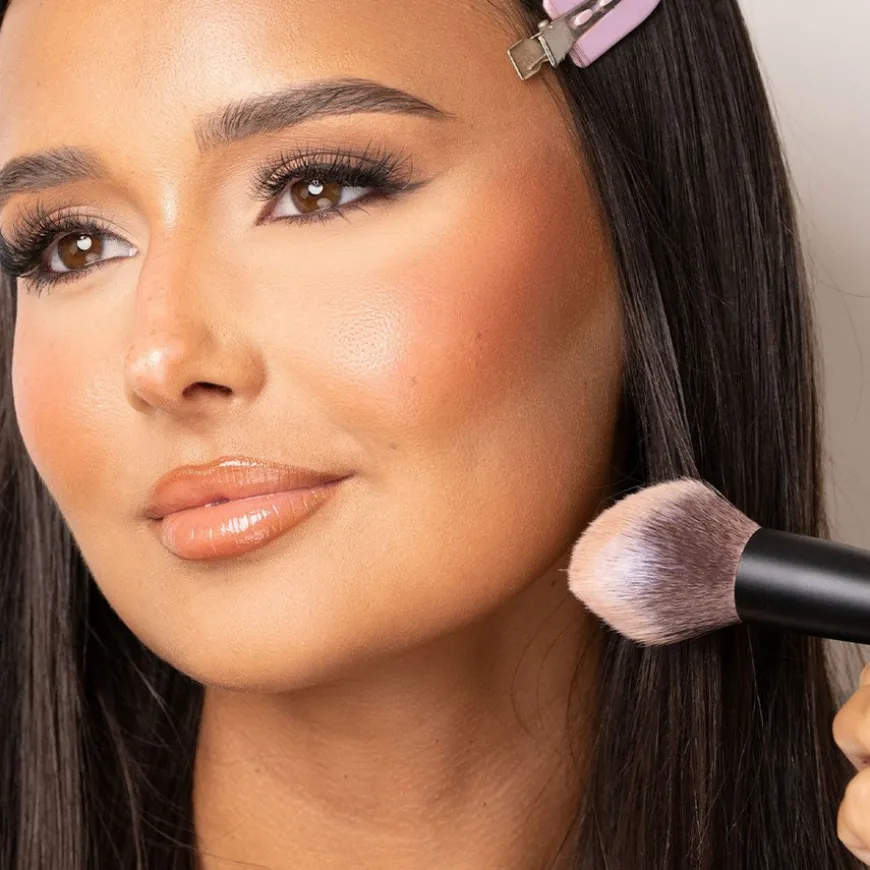 No. 10 Bronzer Brush