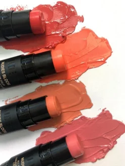 Nudies Blush Bloom Dewy Poppy Girl 7g