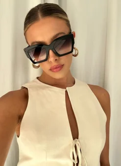 Pipa Black/Smoke Fade