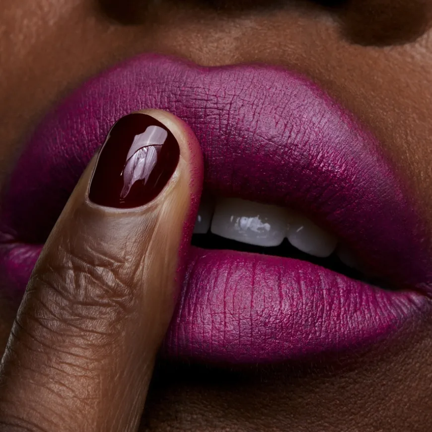 Powder Kiss Lipstick Velvet Punch 3g