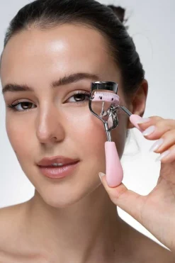 Pro Lash Curler With Comb