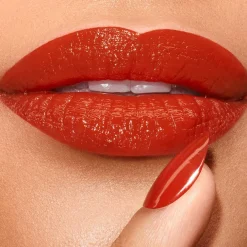 Pure Color Explicit Slick Shine Lipstick 333 Sabotage 0,7g