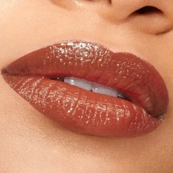 Pure Color Explicit Slick Shine Lipstick 902 Call 555