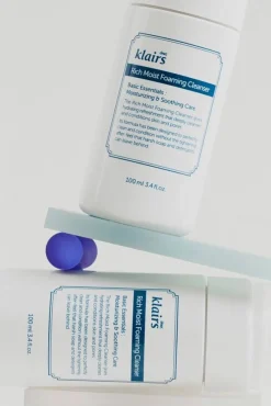 Rich Moist Foaming Cleanser 100ml